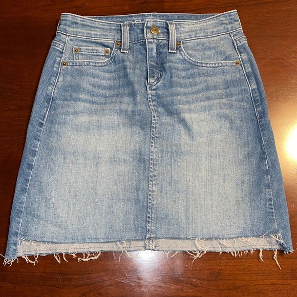Vineyard Vines Dresses & Skirts - Jean skirt